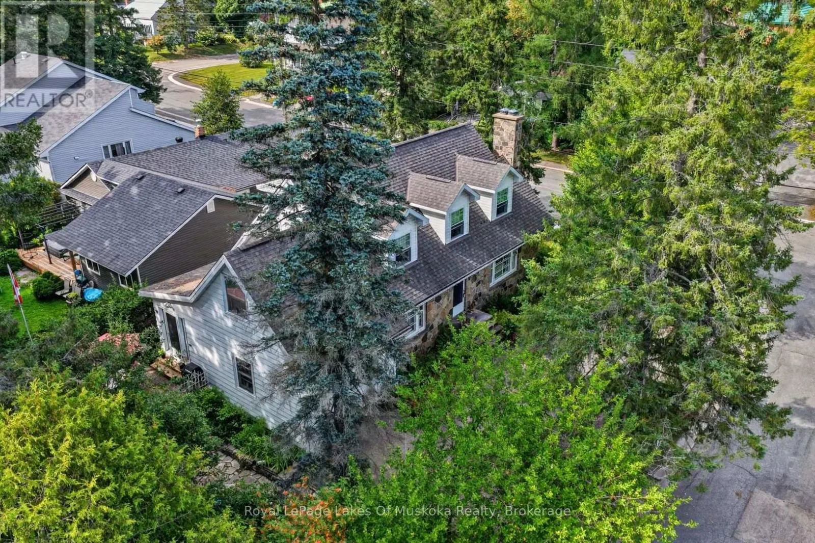 2 MOUNTVIEW AVENUE