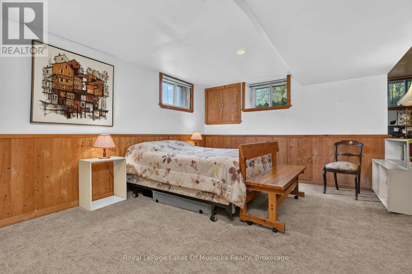 2 MOUNTVIEW AVENUE