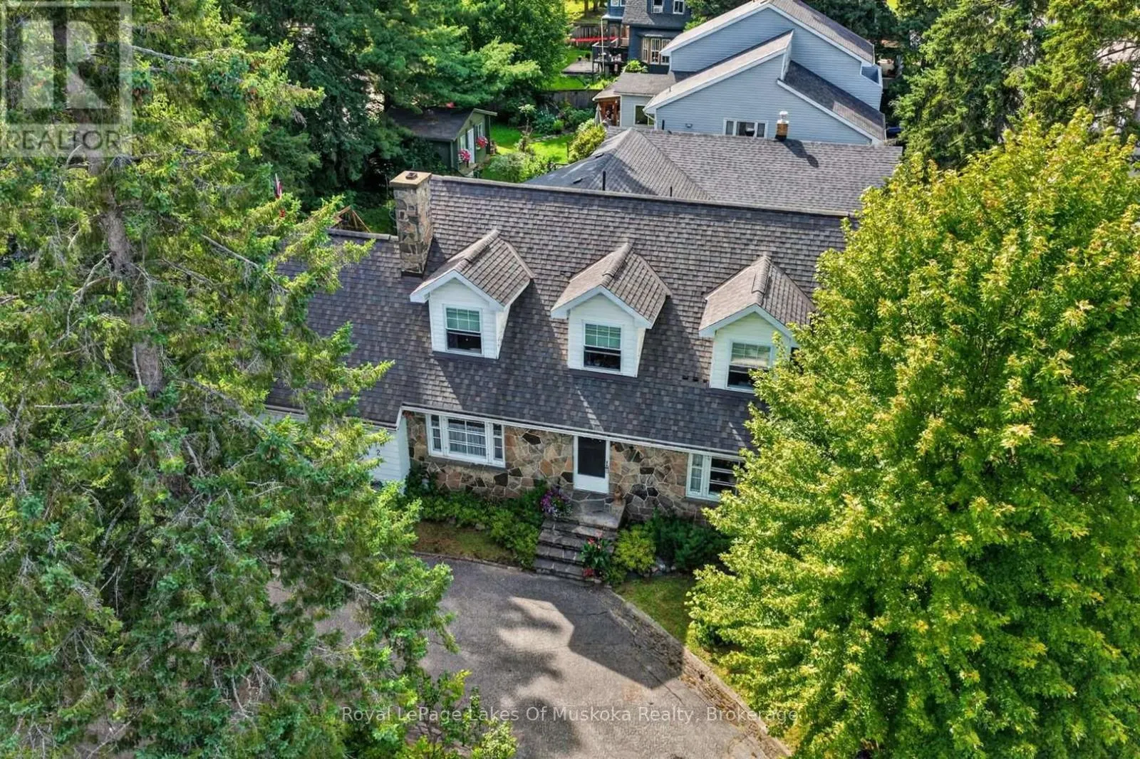 2 MOUNTVIEW AVENUE