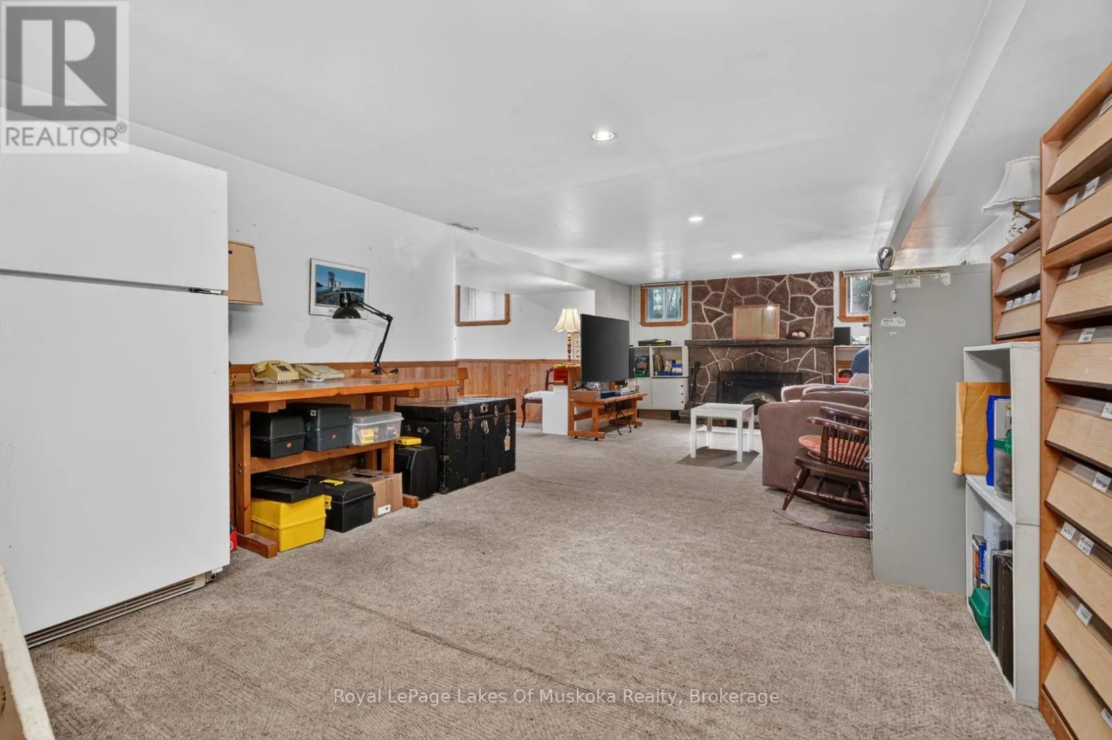 2 MOUNTVIEW AVENUE