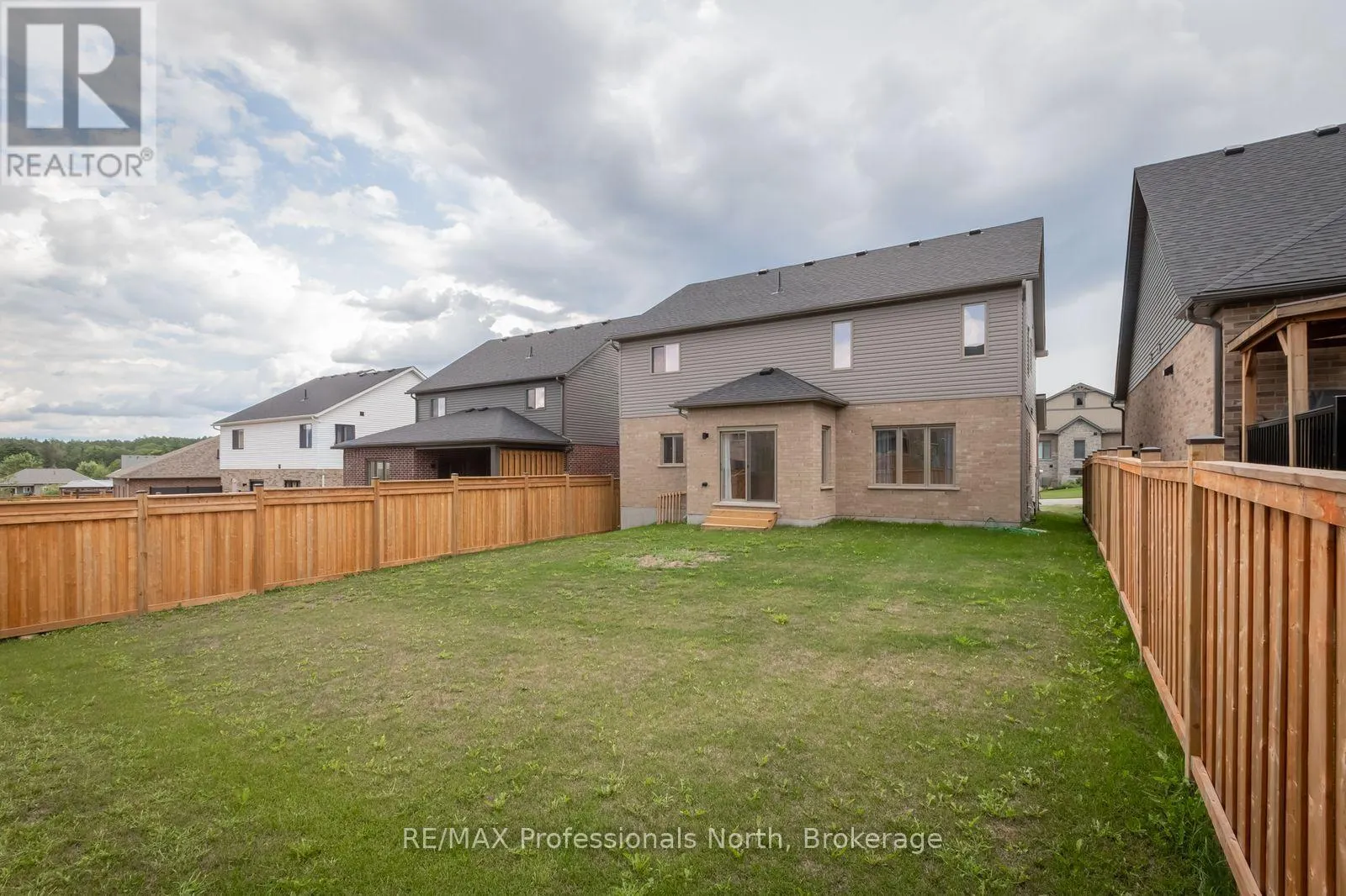 75 EAGLECREST AVENUE