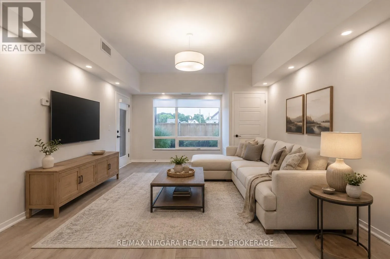 101 - 3998 VICTORIA AVENUE #101