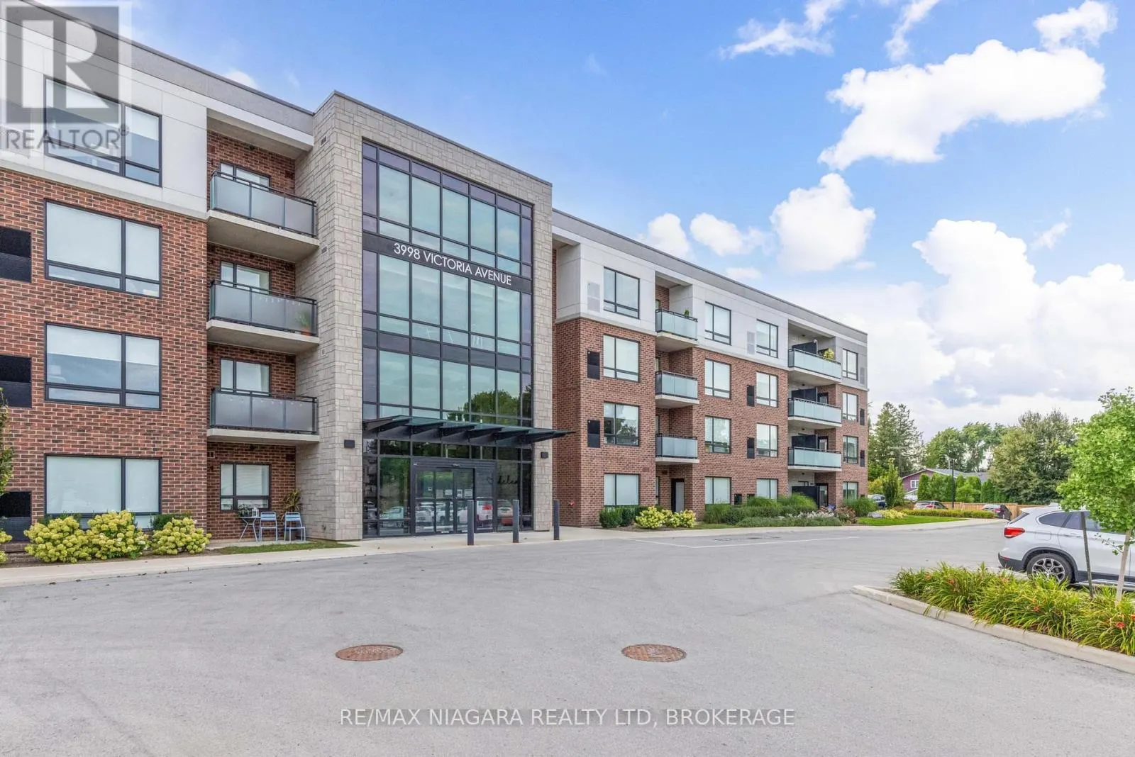 101 - 3998 VICTORIA AVENUE #101