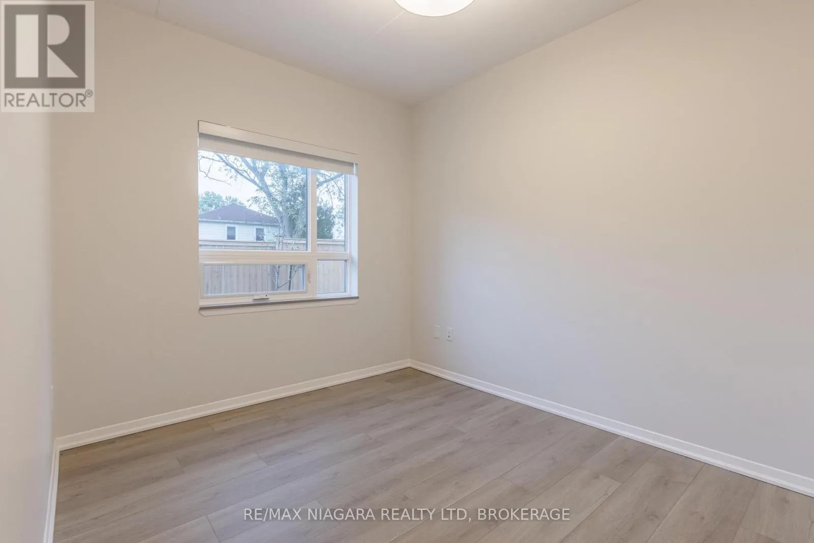 101 - 3998 VICTORIA AVENUE #101