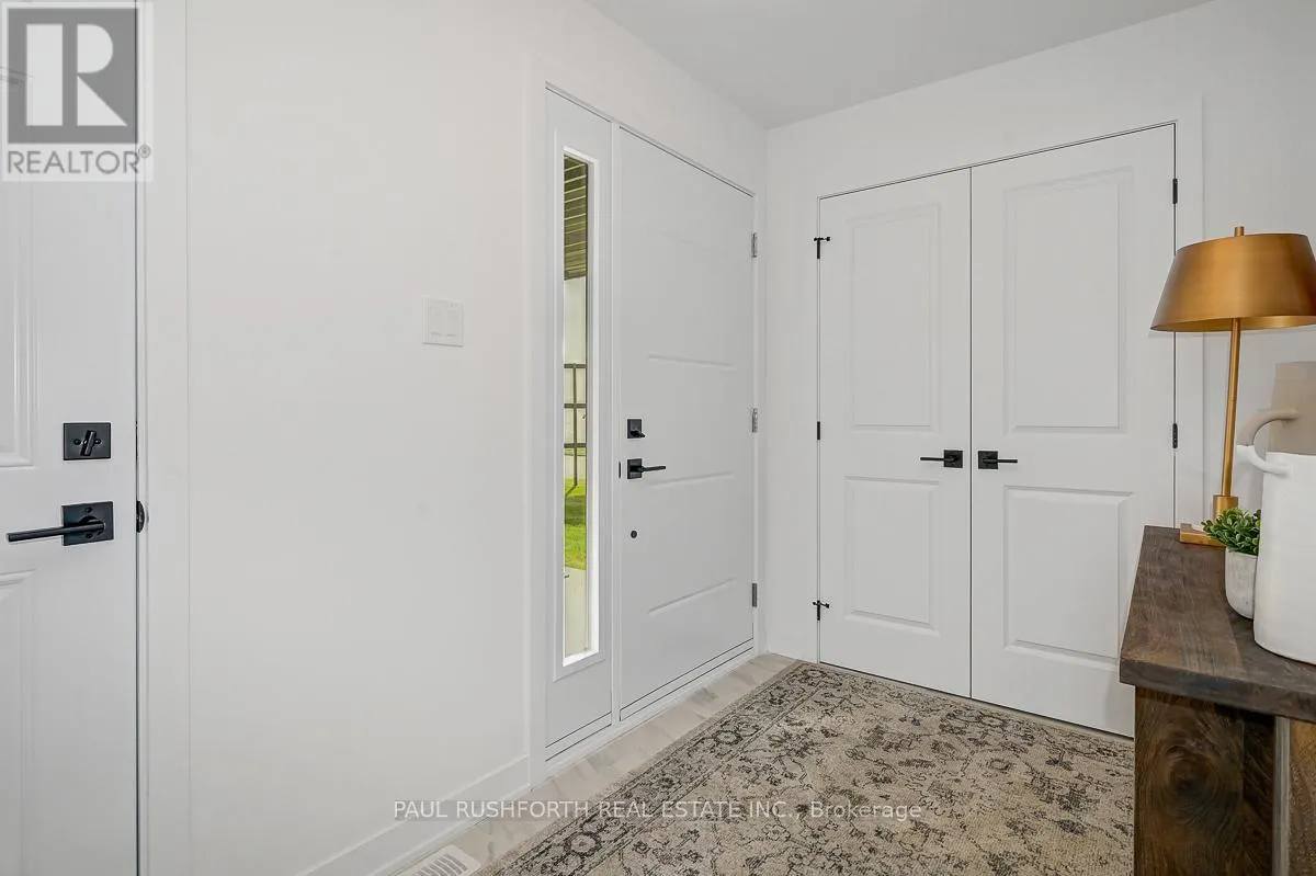 261 PEACOCK DRIVE