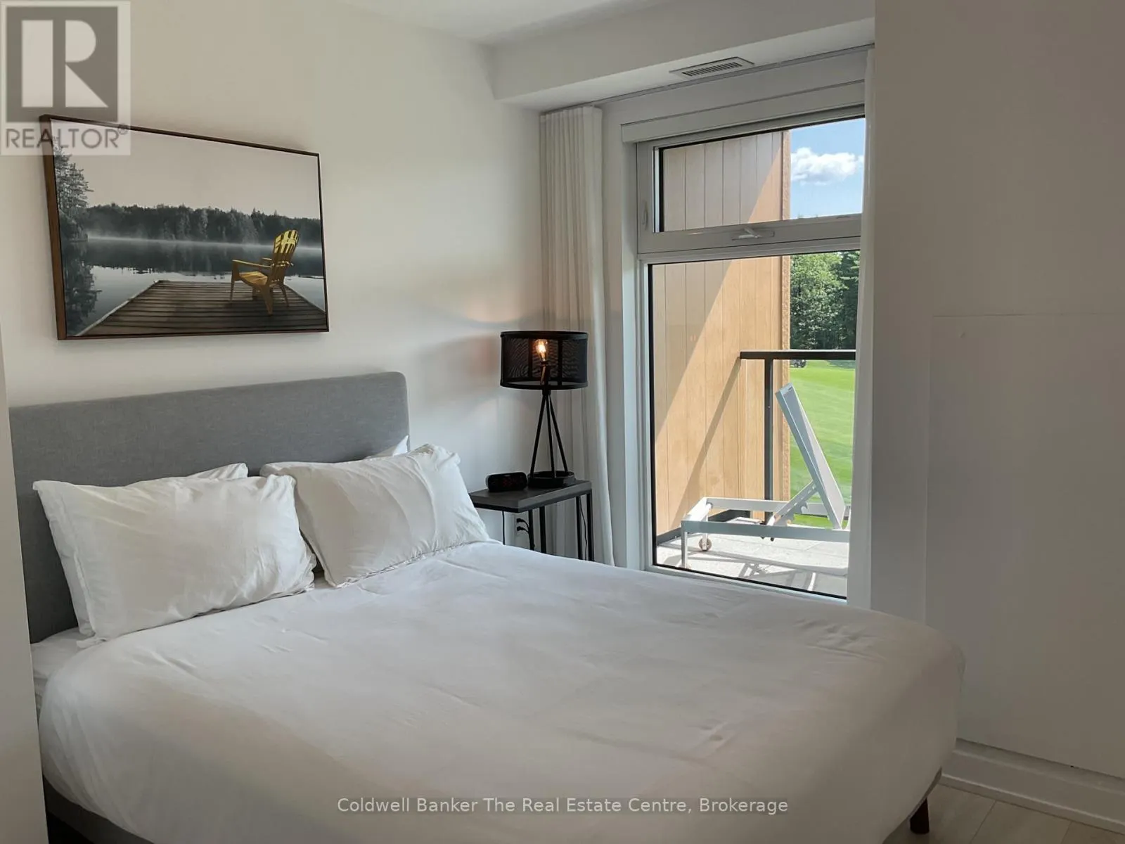 305 - 120 CARRICK TRAIL #305