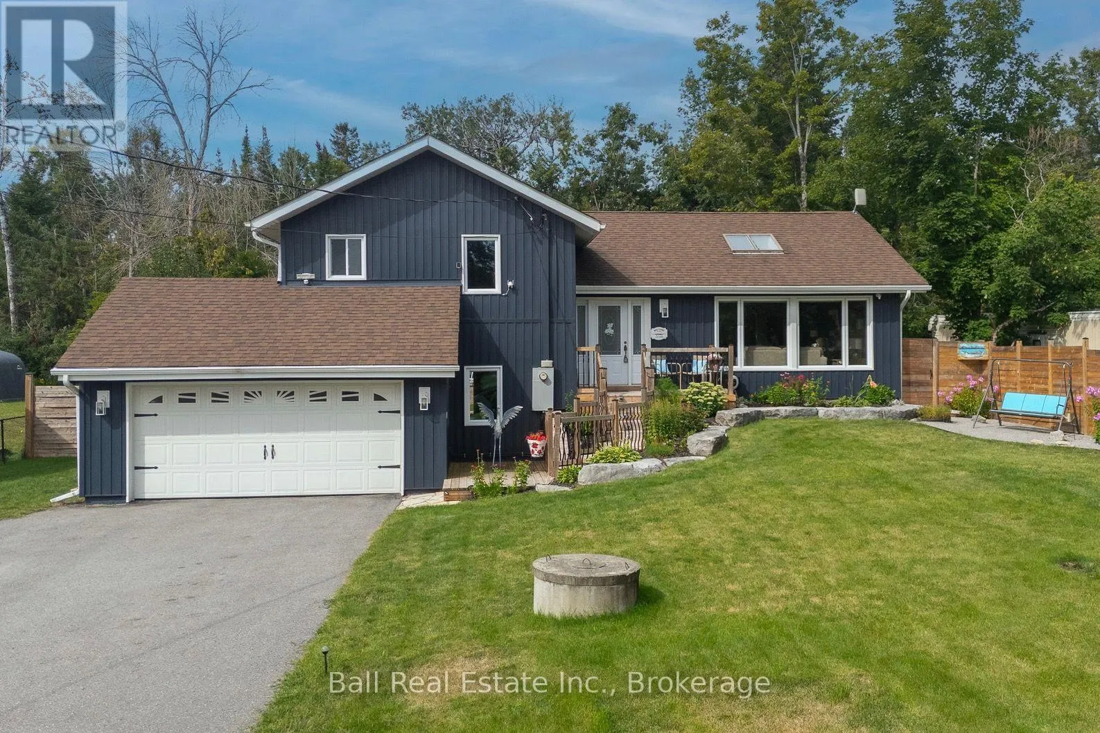 118 ECHO BAY ROAD E