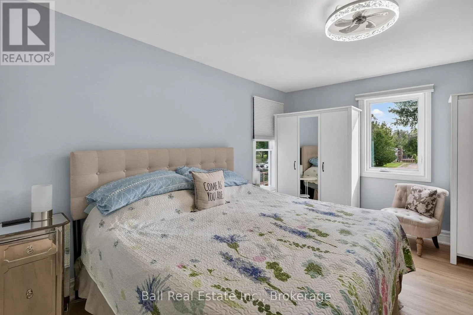 118 ECHO BAY ROAD E