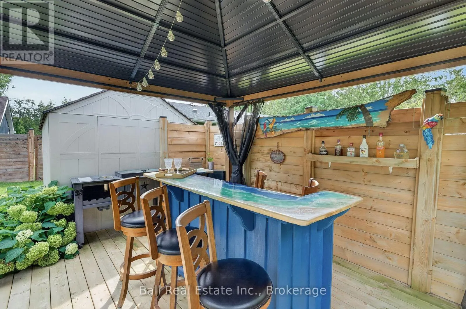 118 ECHO BAY ROAD E