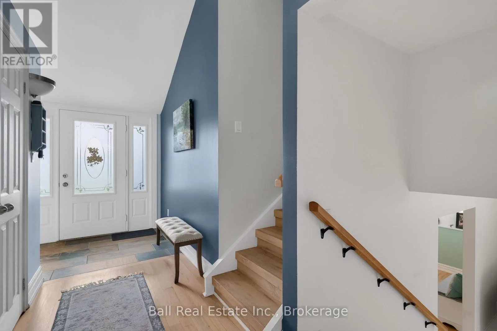 118 ECHO BAY ROAD E