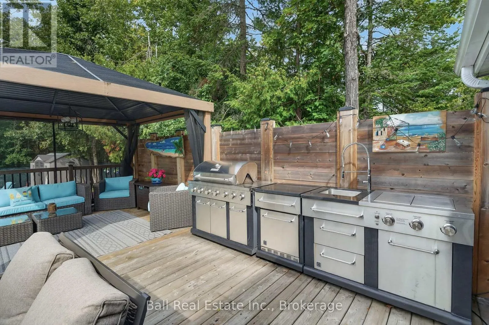 118 ECHO BAY ROAD E