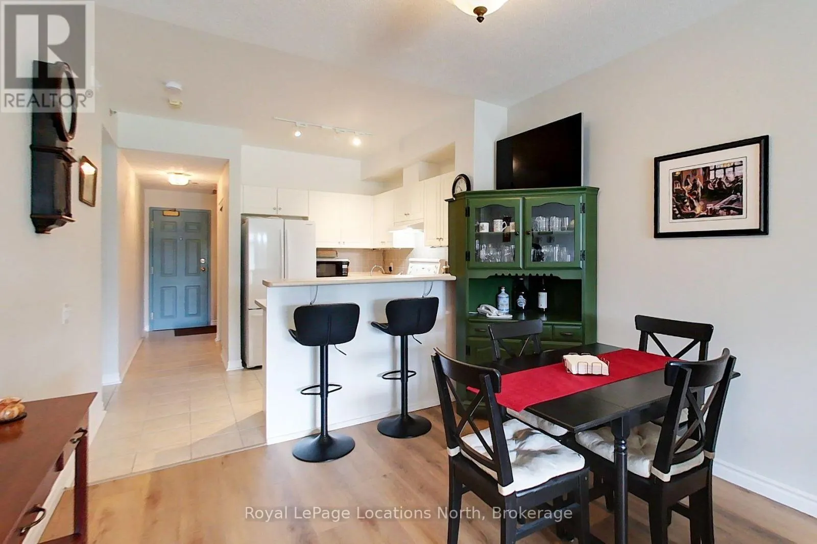 208 - 34 BAYFIELD STREET #208