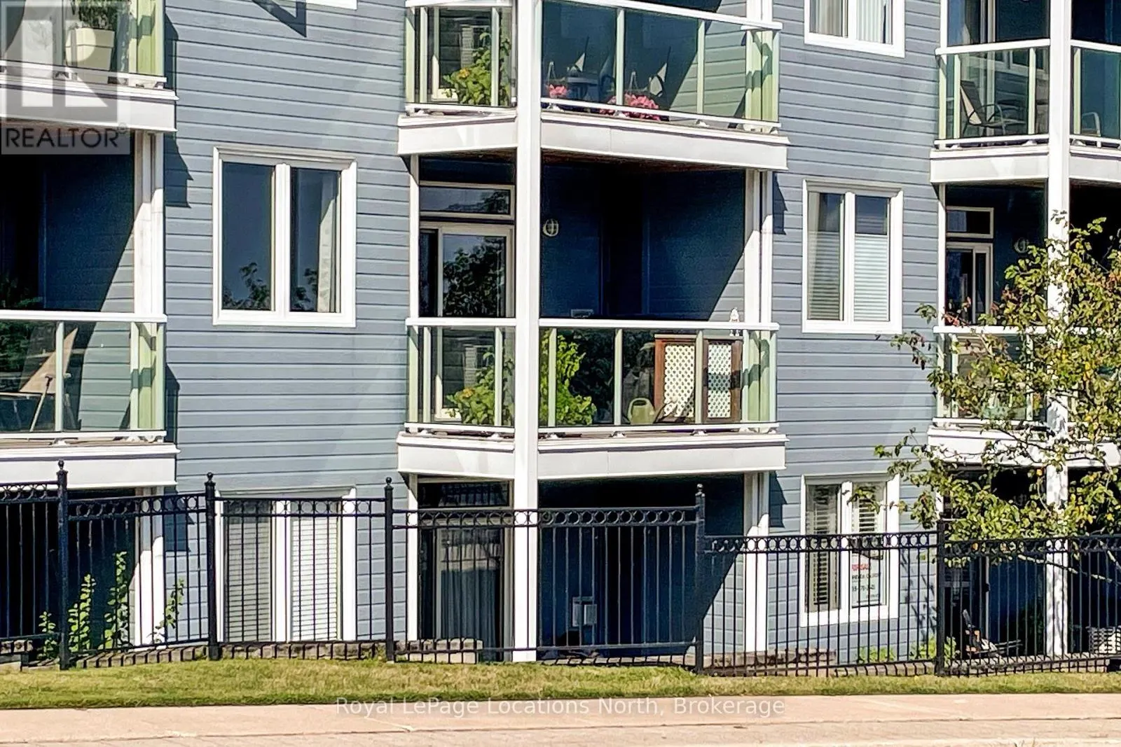 208 - 34 BAYFIELD STREET #208