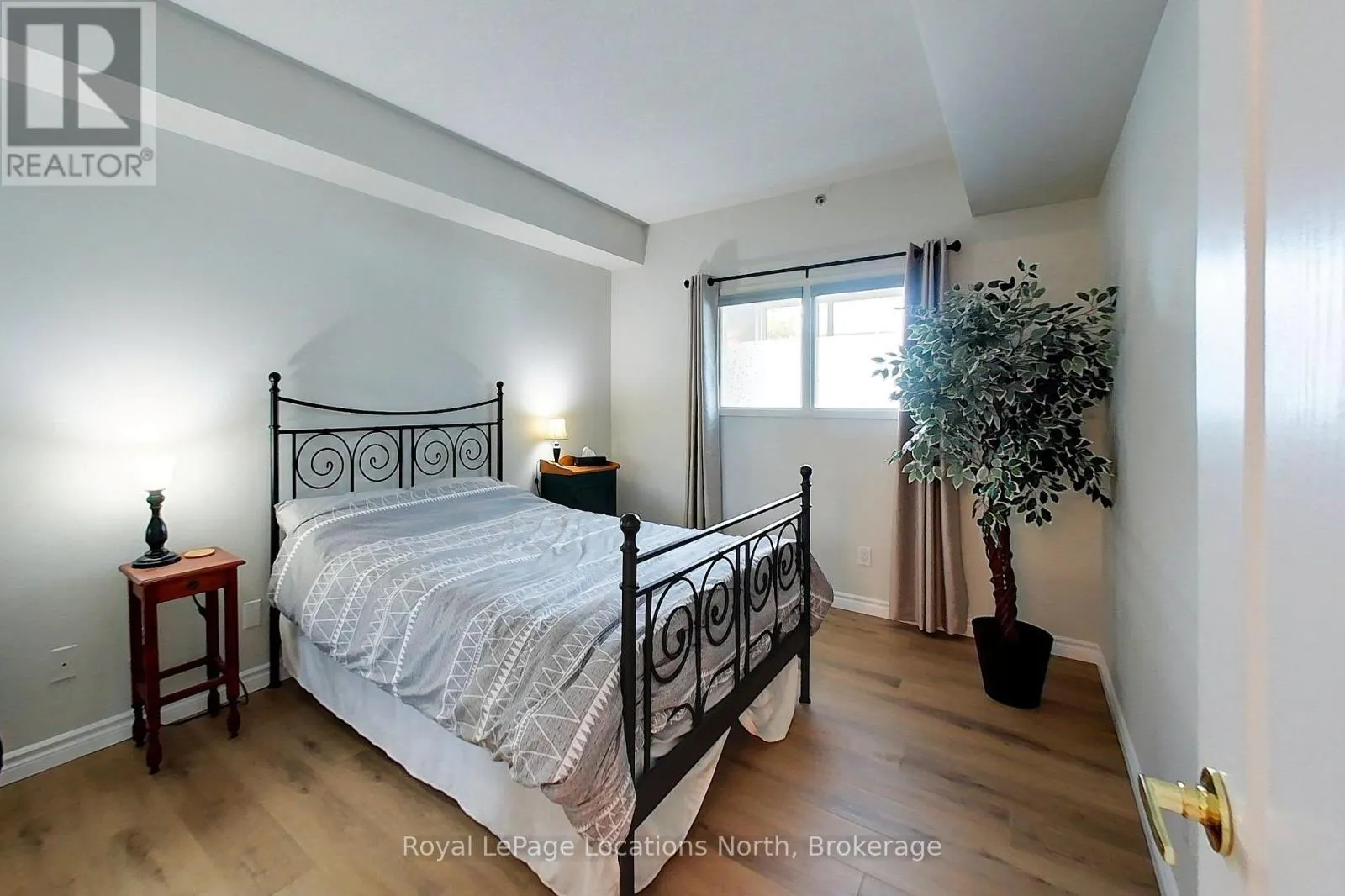 208 - 34 BAYFIELD STREET #208