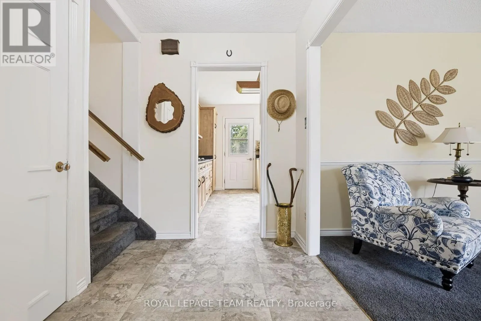 1016 BOUCHER CRESCENT