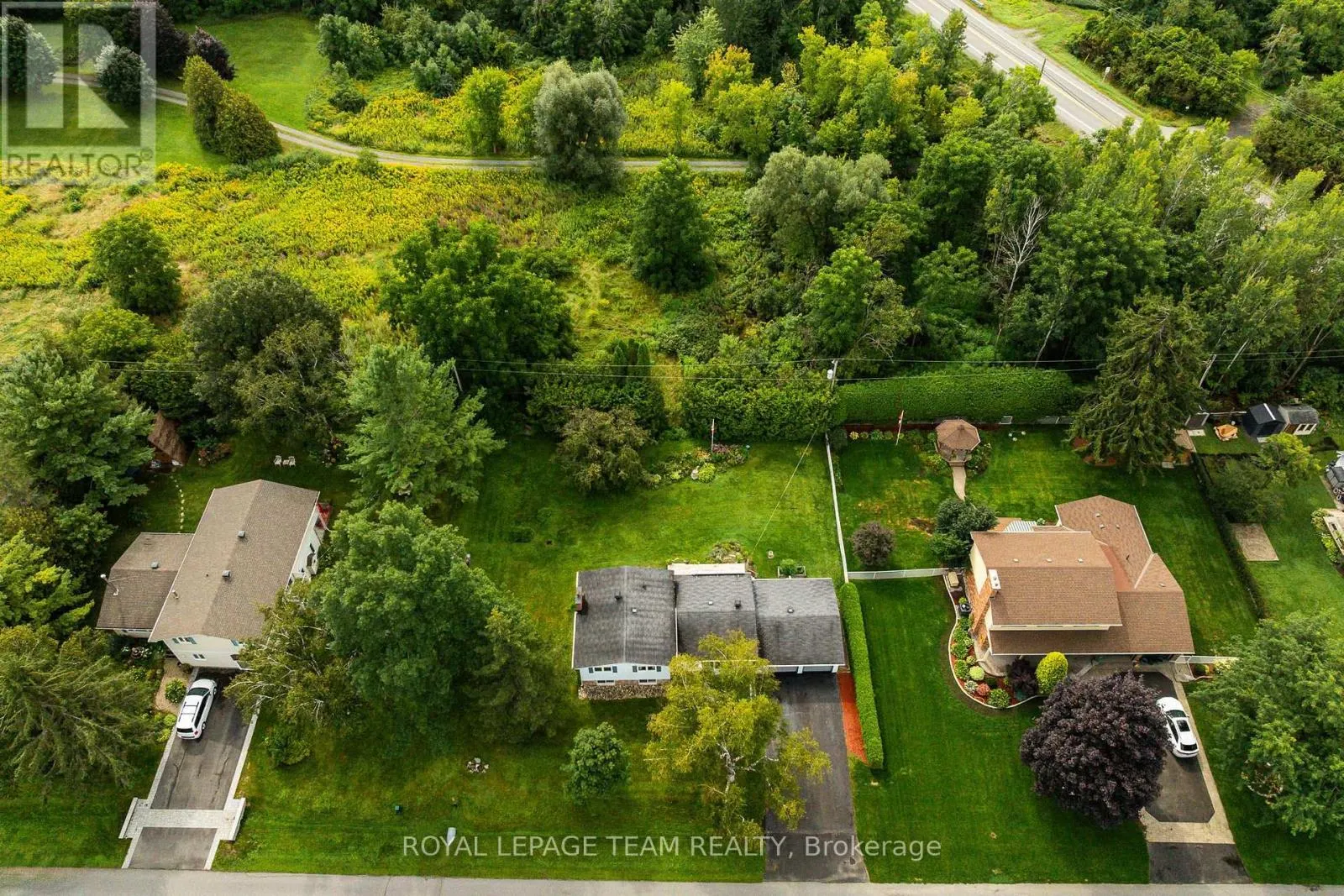 1016 BOUCHER CRESCENT