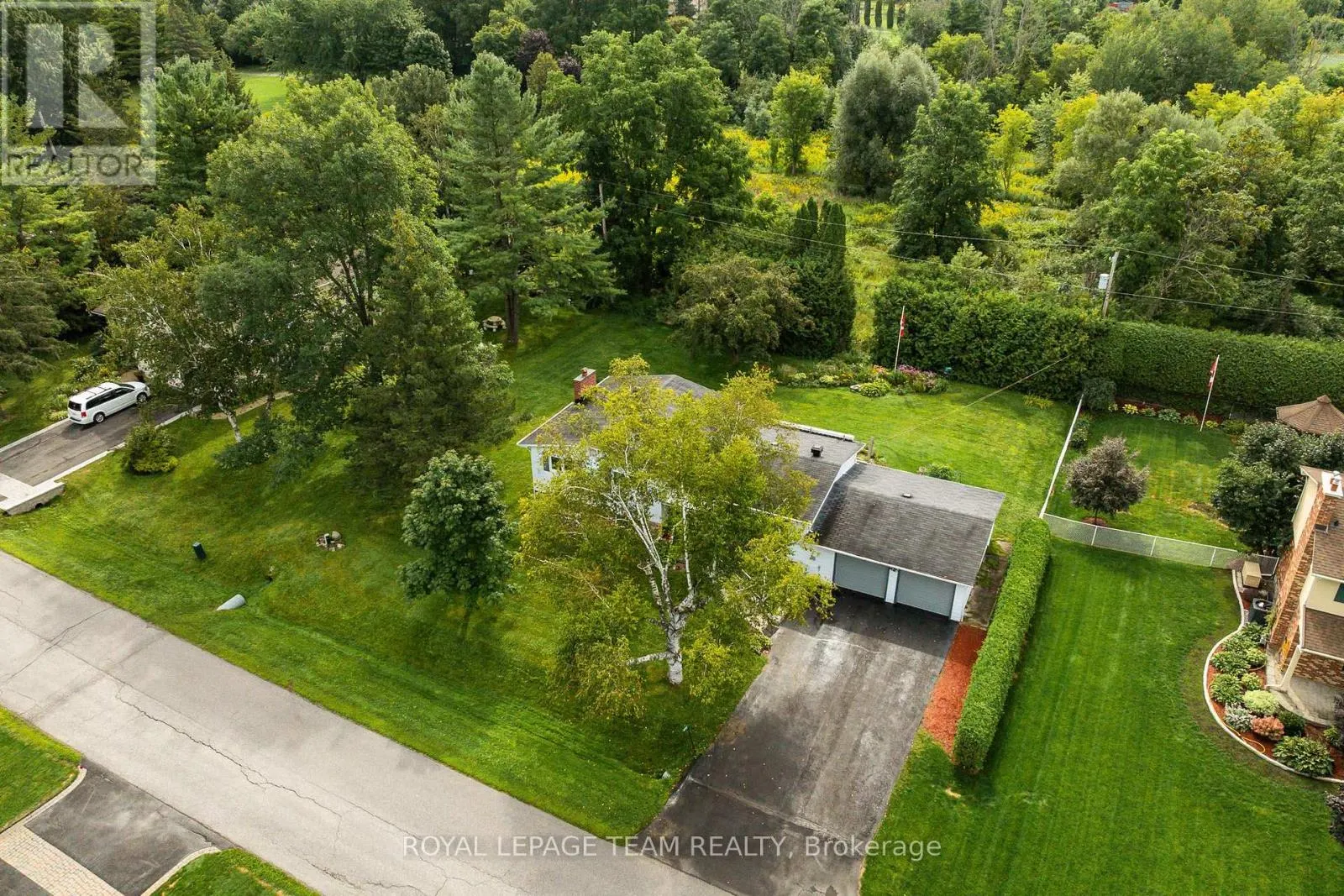 1016 BOUCHER CRESCENT