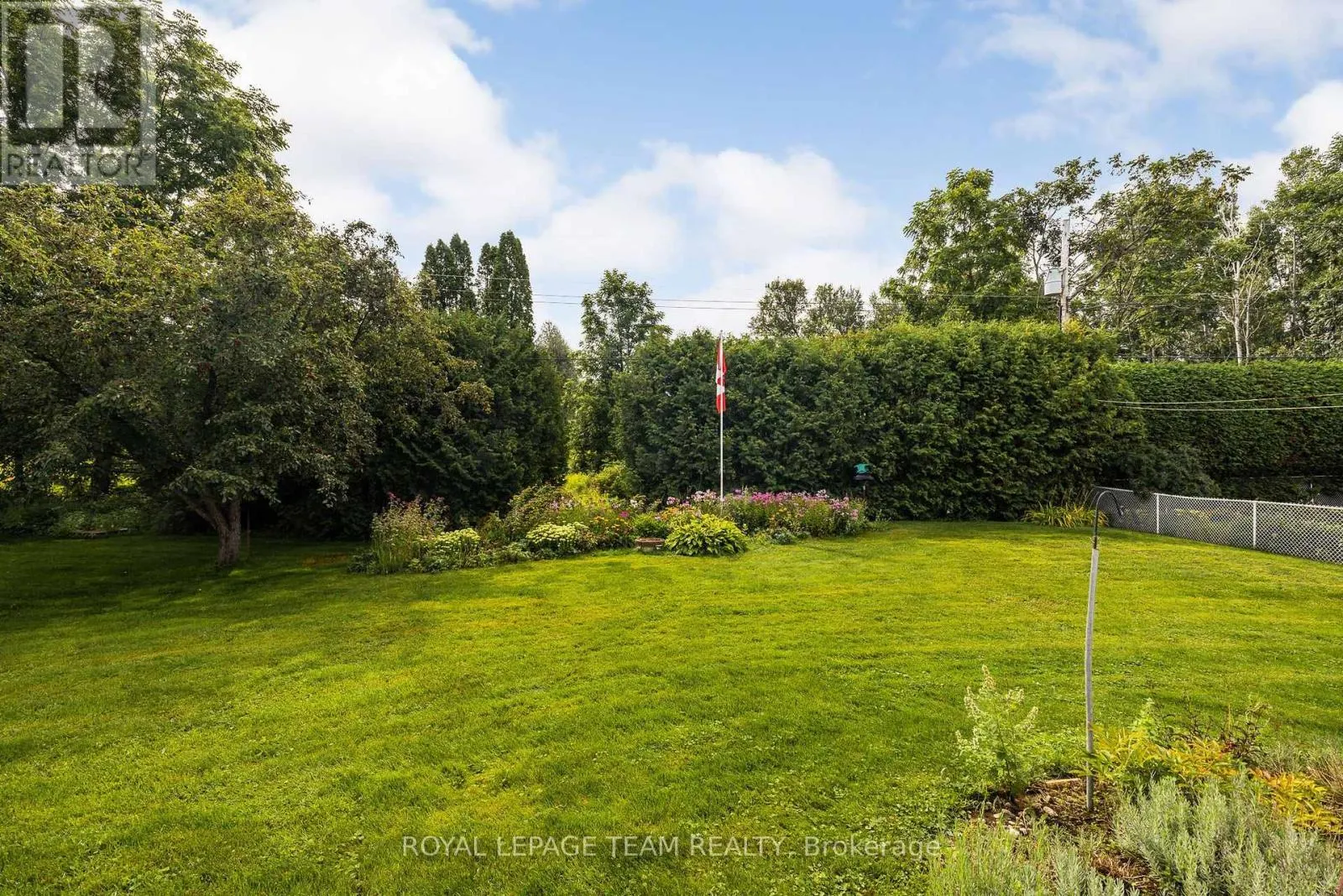 1016 BOUCHER CRESCENT
