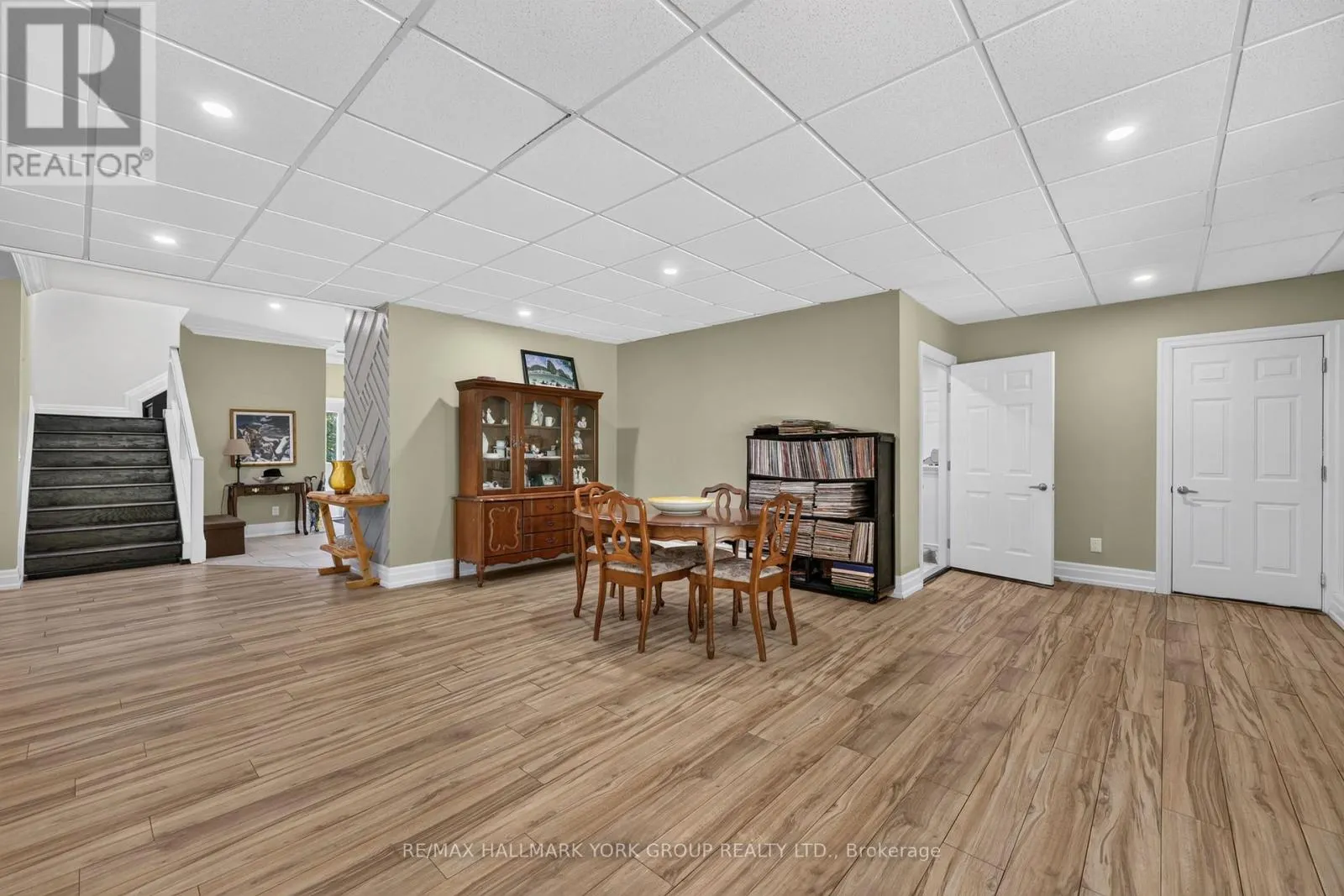 2285 SOUTHWOOD ROAD