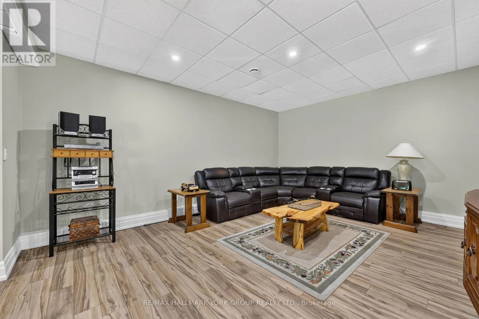 2285 SOUTHWOOD ROAD