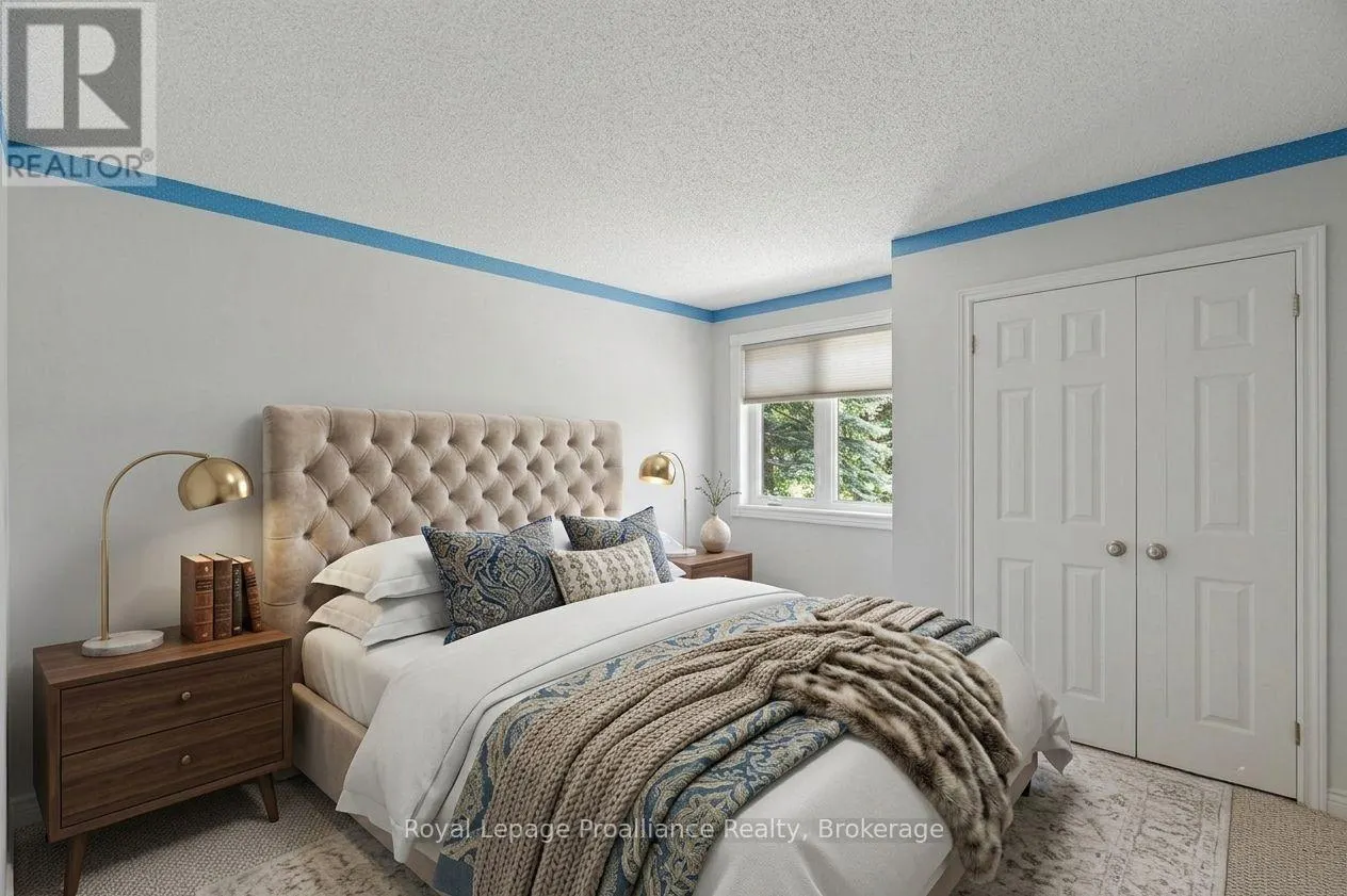 201 - 245 ELGIN STREET W #201