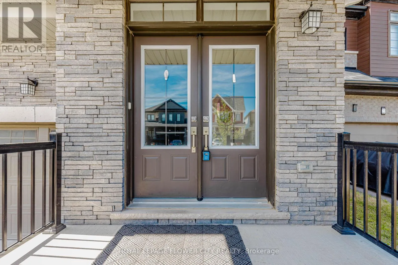 18 SANTO COURT