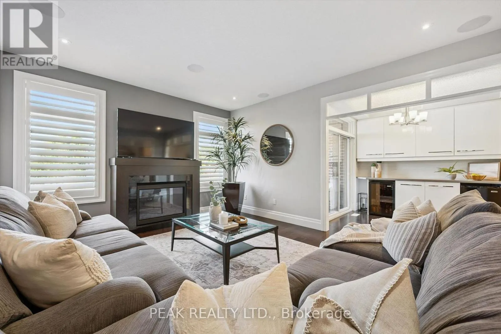 111 OAK PARK DRIVE