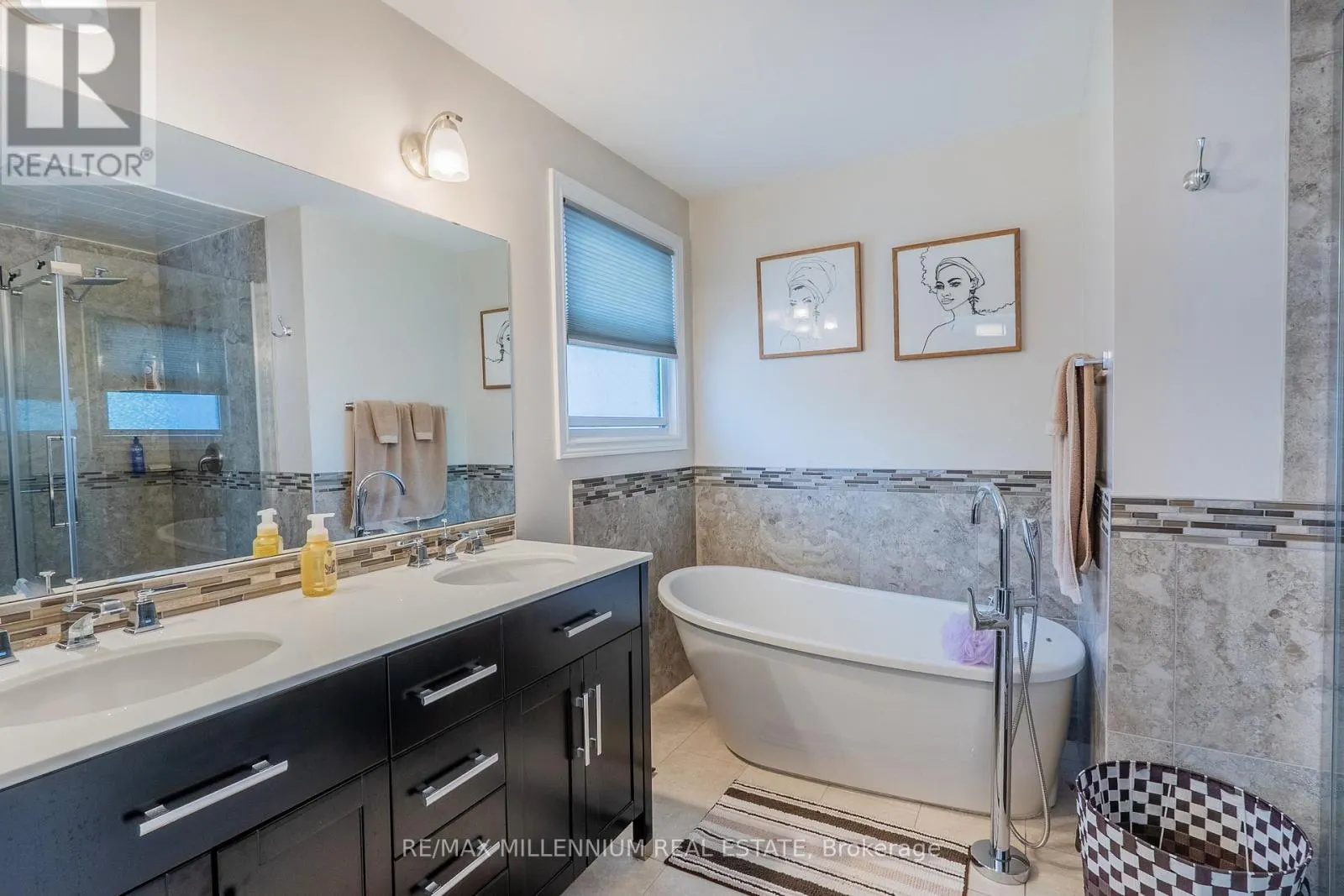 11 - 230 MEADOWBROOK DRIVE