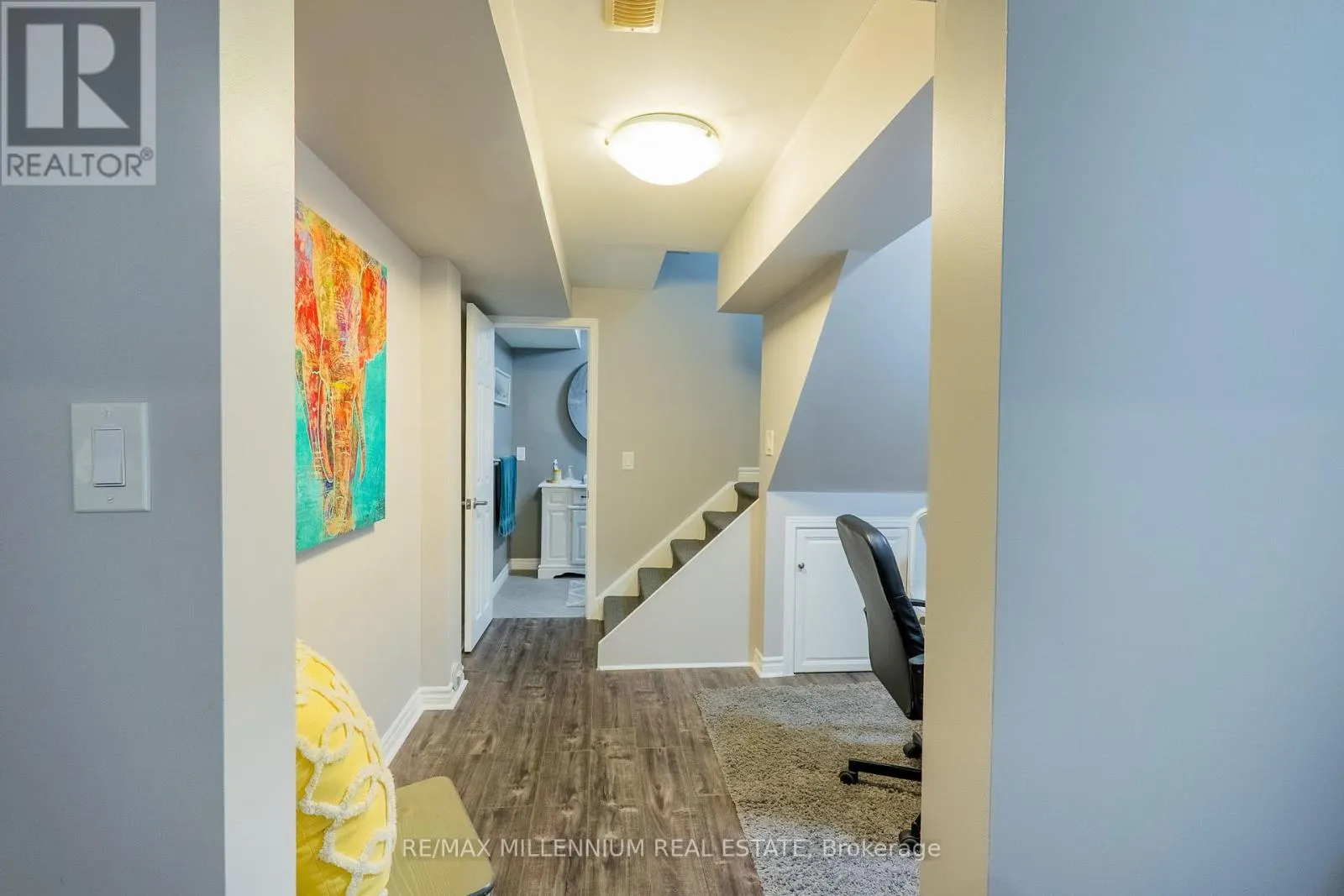 11 - 230 MEADOWBROOK DRIVE