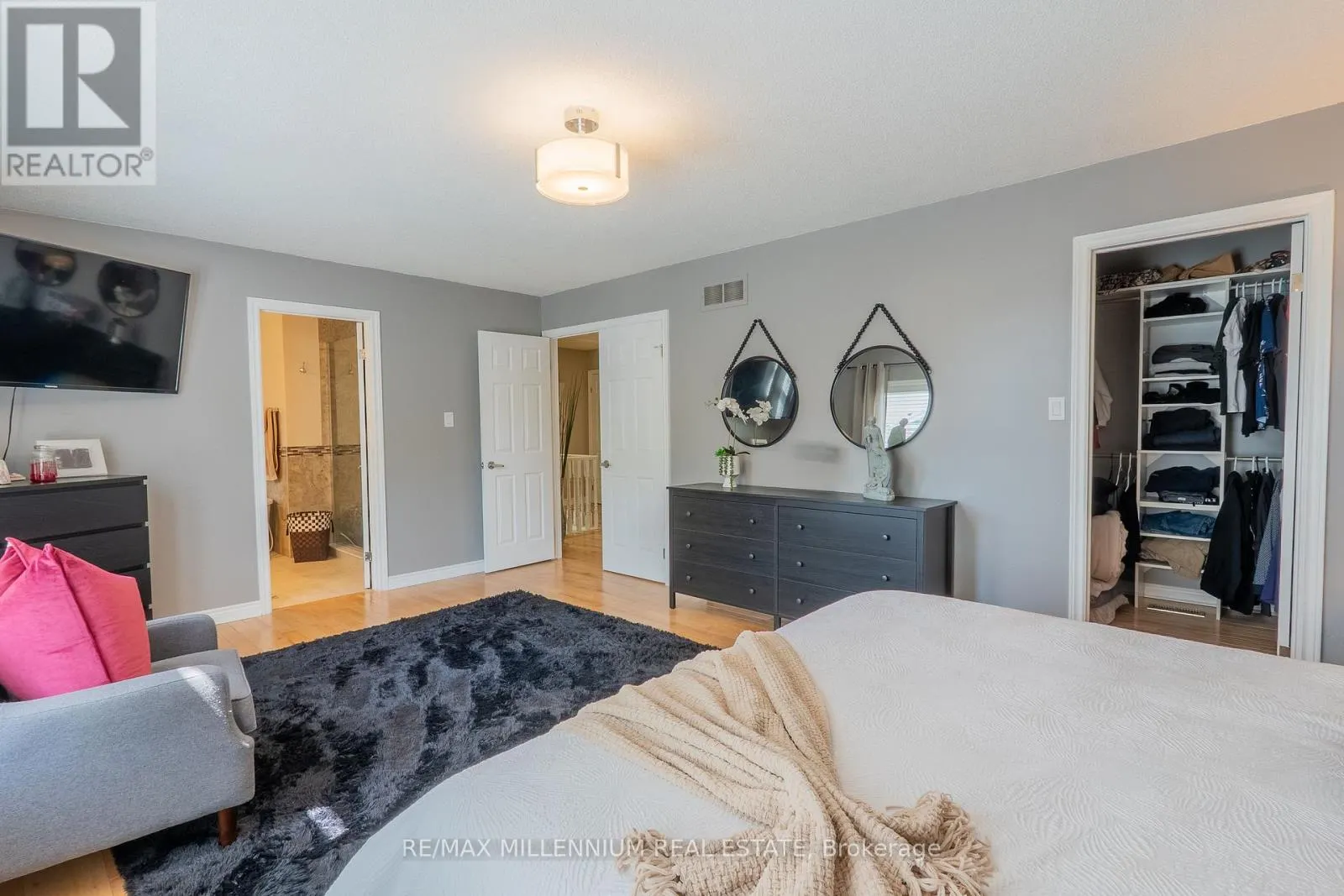11 - 230 MEADOWBROOK DRIVE