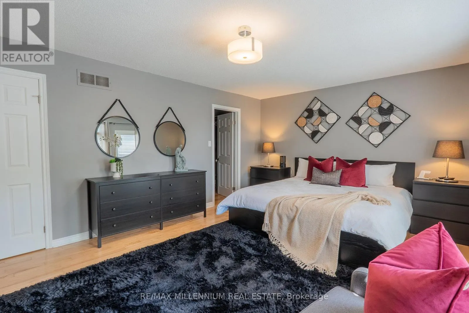 11 - 230 MEADOWBROOK DRIVE