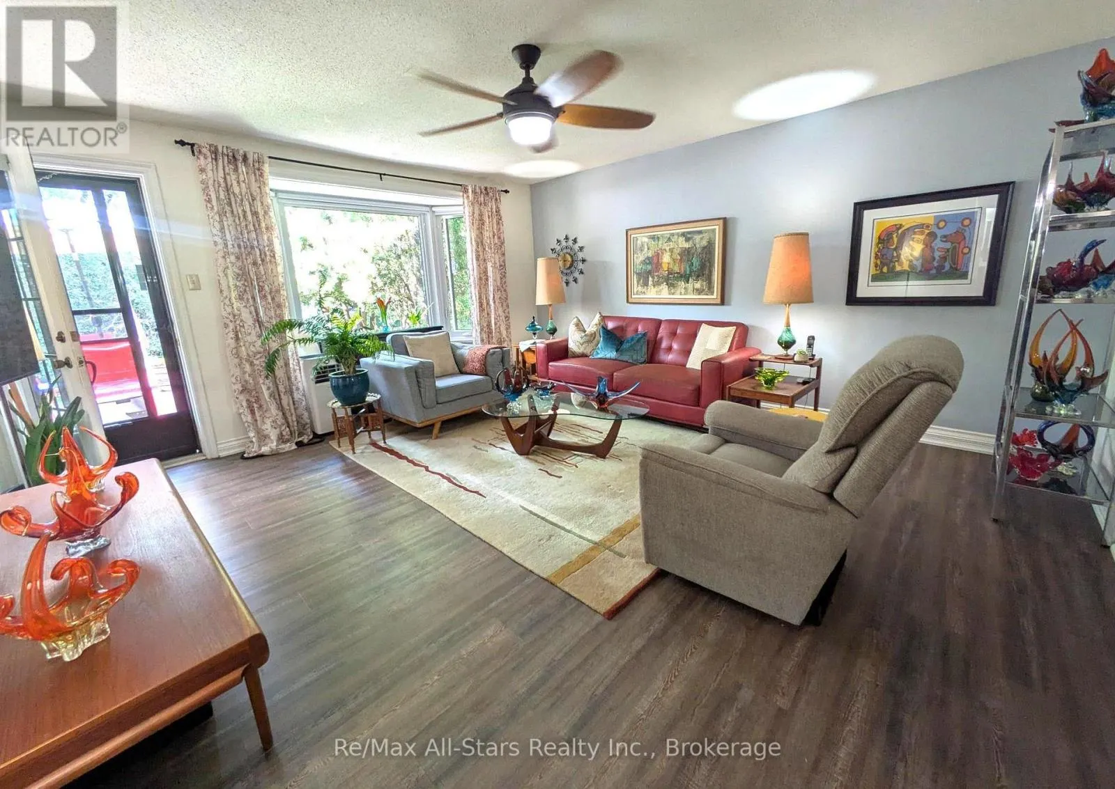 501 - 200 EAST STREET S #501