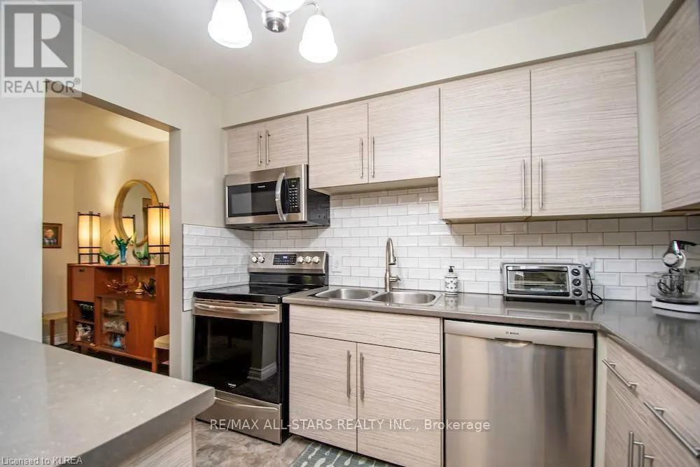 501 - 200 EAST STREET S #501