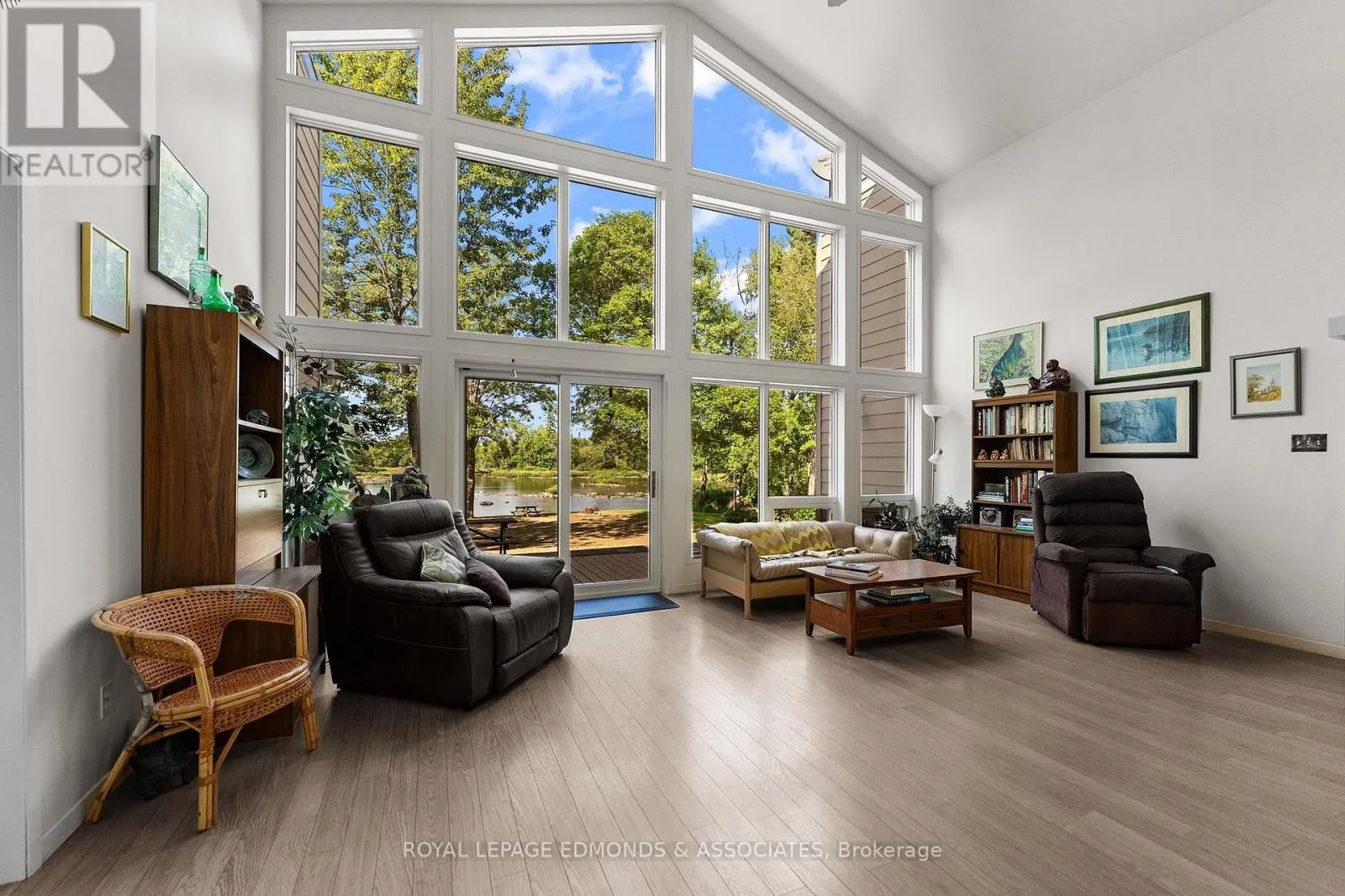 117 BLUE DANUBE WAY