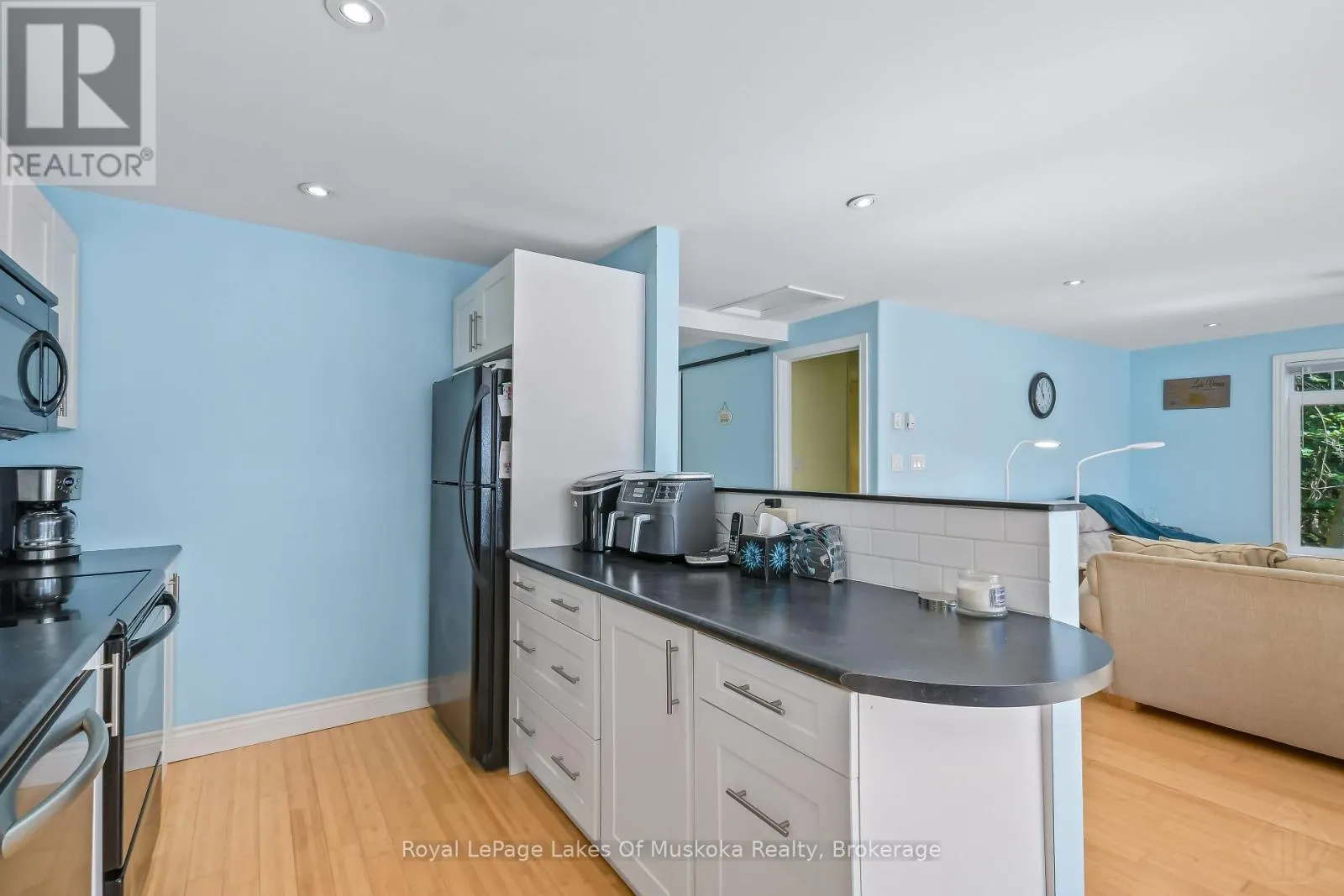 311 LAKE VERNON W/A