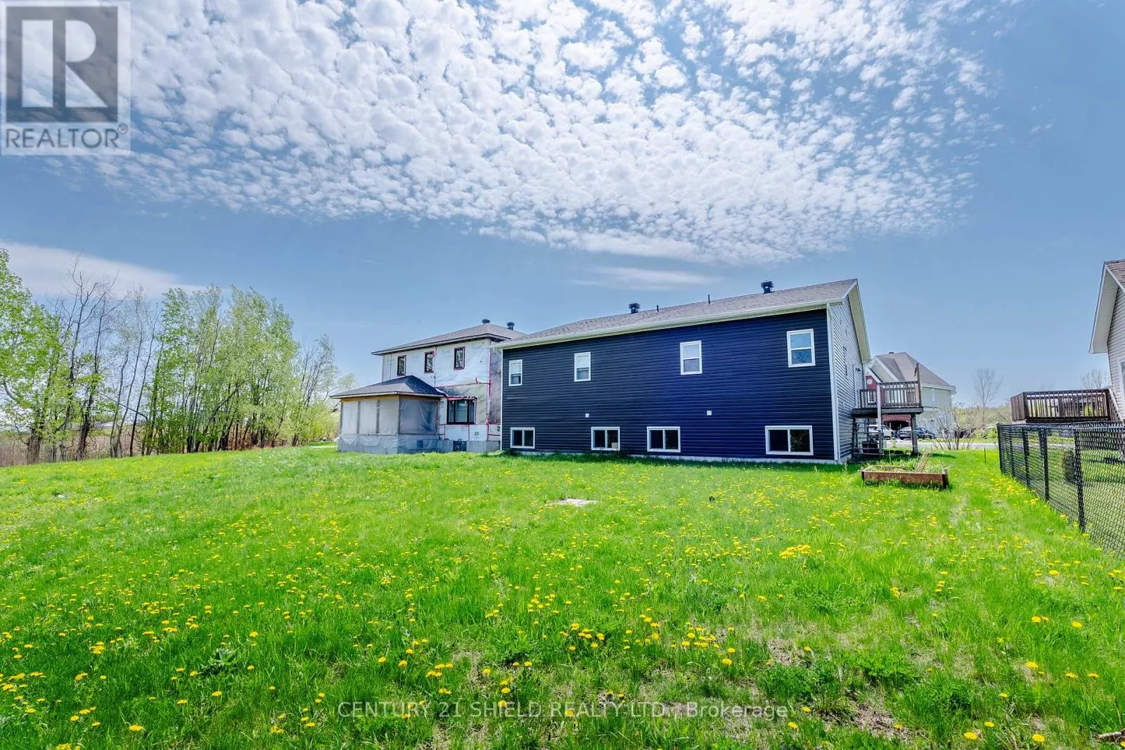6373 MONUMENT WAY