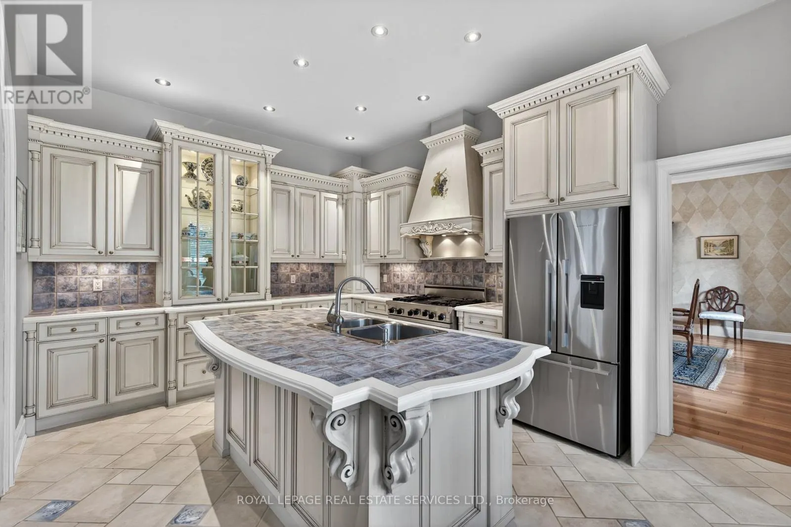 3476 VINEHAVEN TRAIL