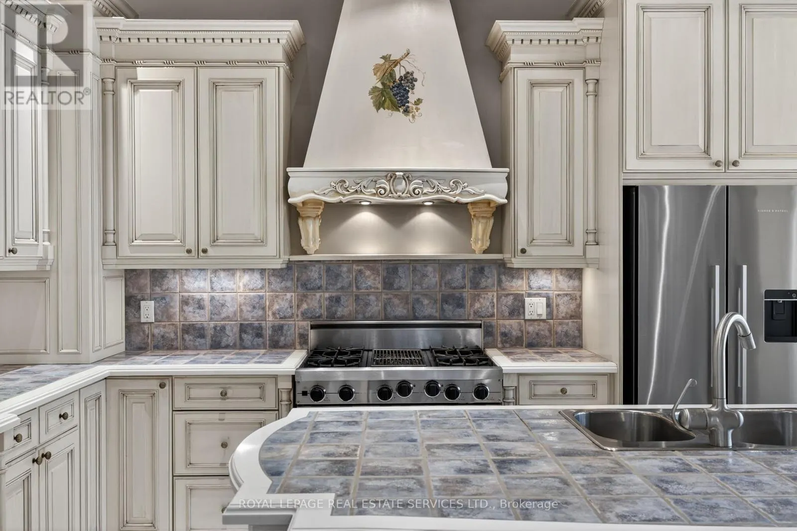3476 VINEHAVEN TRAIL