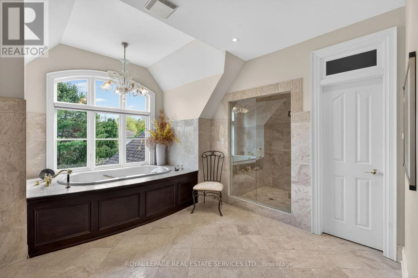 3476 VINEHAVEN TRAIL