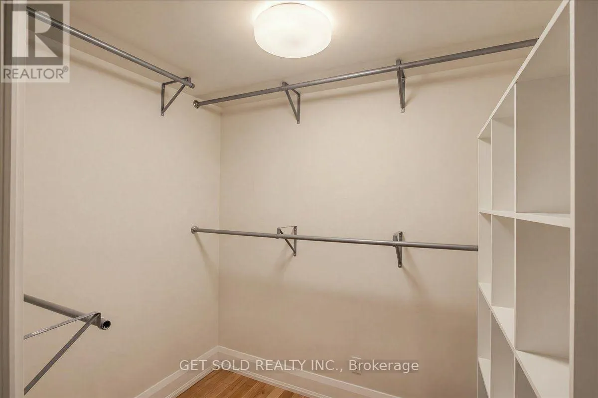 118 W UNIT 2 - 2045 MUSKOKA ROAD