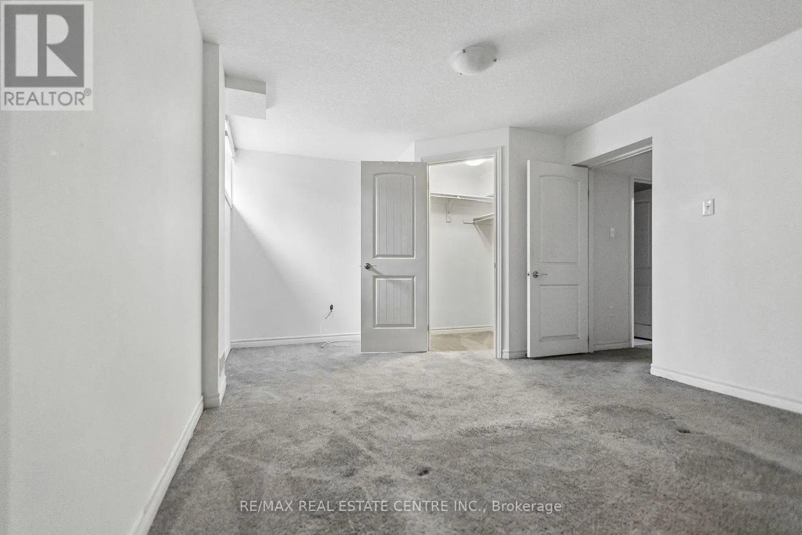 30 - 30 OLDFIELD DRIVE