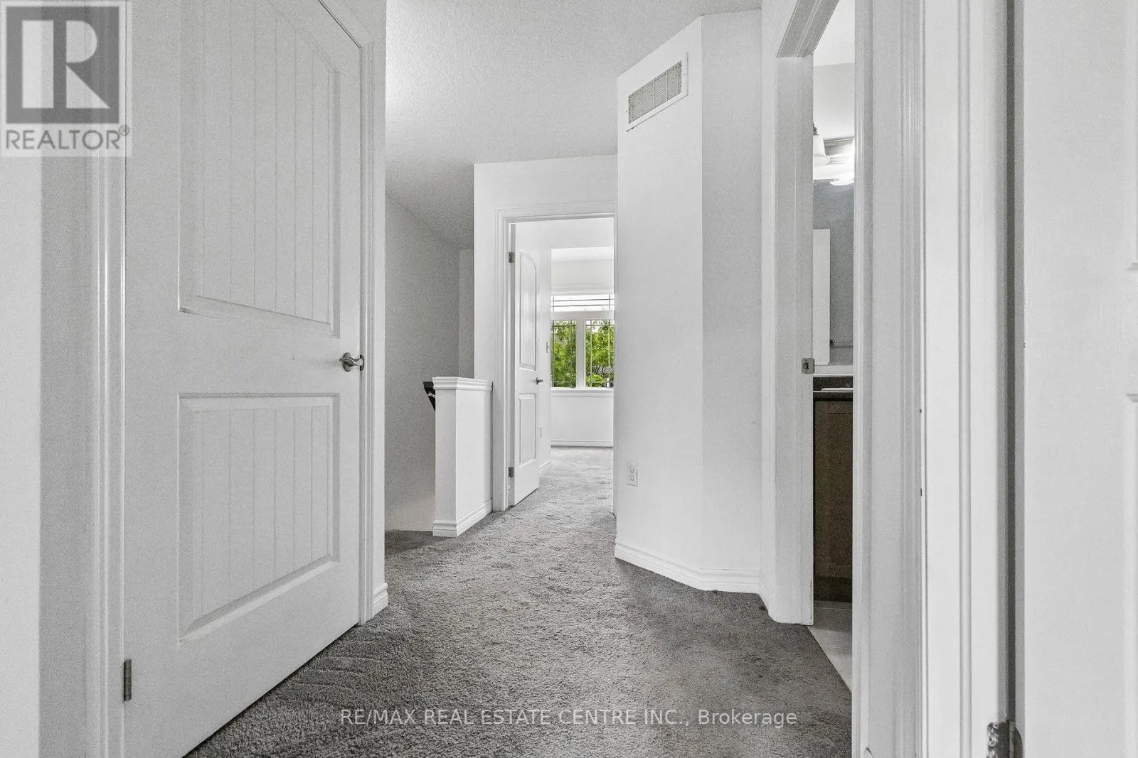 30 - 30 OLDFIELD DRIVE