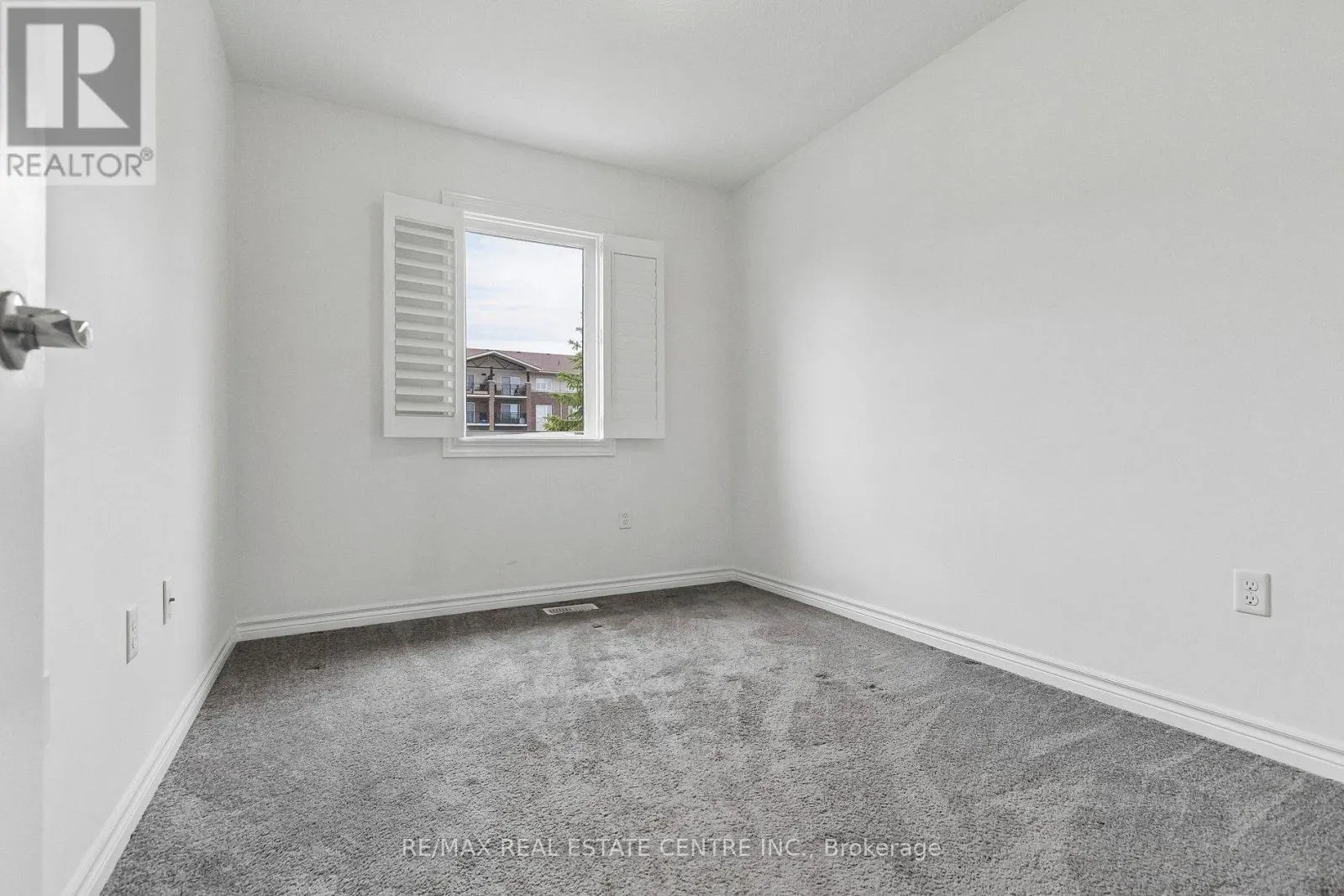 30 - 30 OLDFIELD DRIVE
