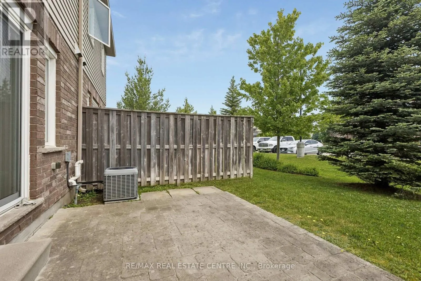 30 - 30 OLDFIELD DRIVE
