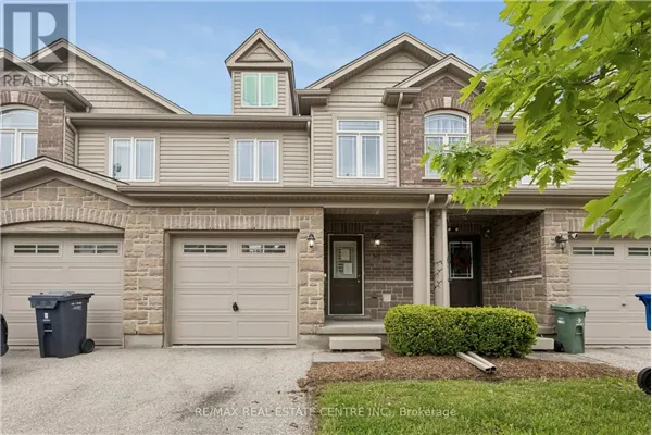 30 - 30 OLDFIELD DRIVE