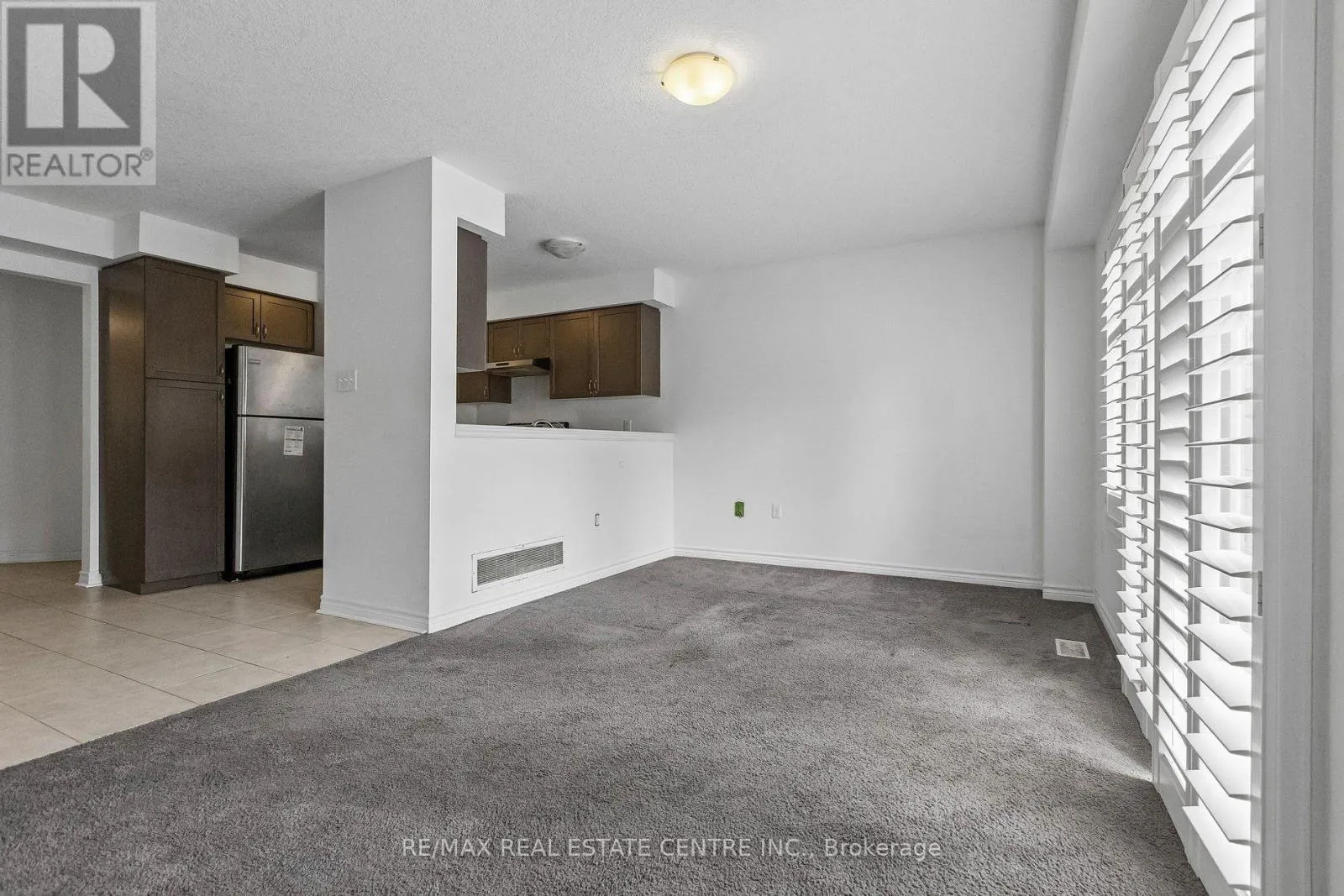 30 - 30 OLDFIELD DRIVE