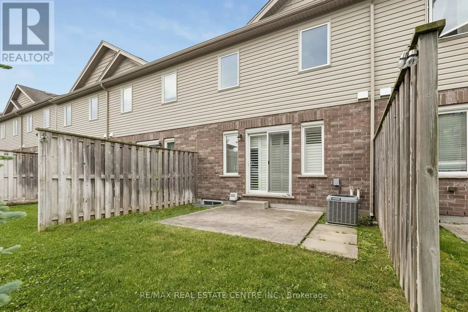 30 - 30 OLDFIELD DRIVE