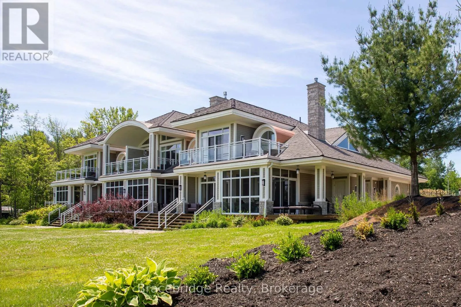 G103-D1 - 1869 MUSKOKA ROAD 118 HIGHWAY W #G103-D1