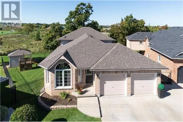 3 VINEBERG DRIVE