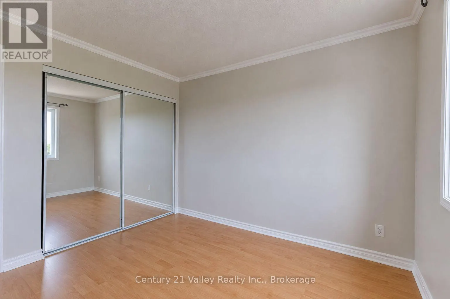 302 - 16 SHEFFIELD STREET #302